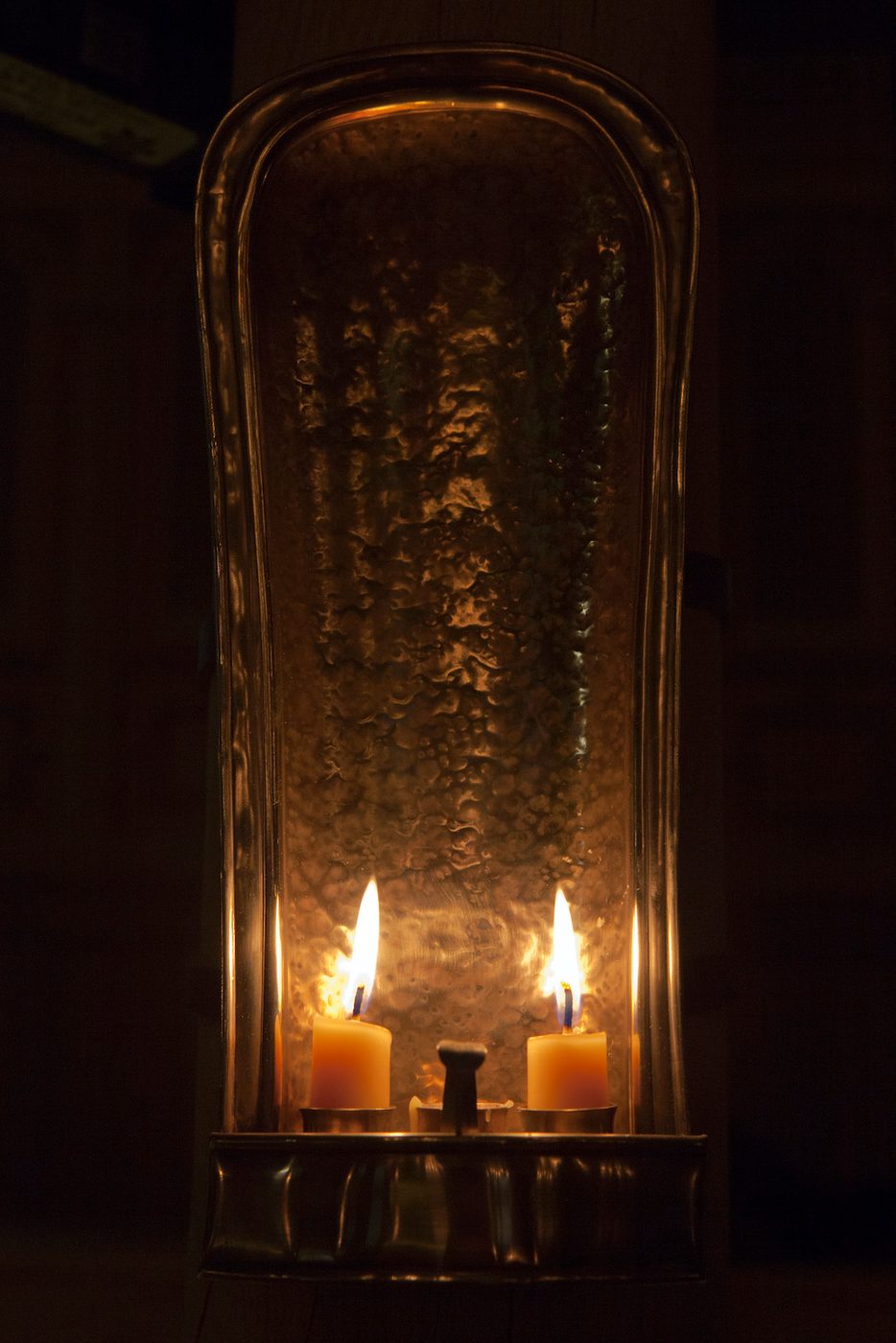 Sam Wanamaker Playhouse Pete Le May Two cream candles are lit in the darkness