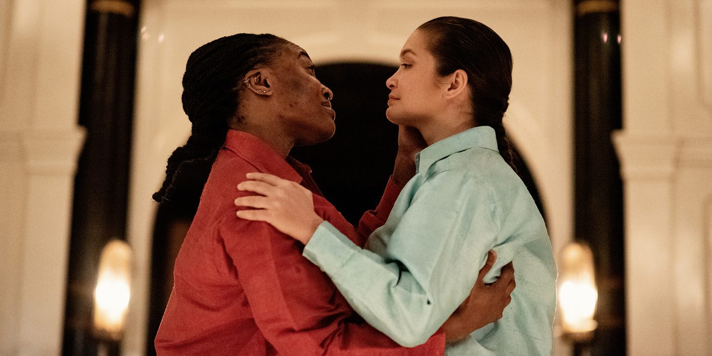 Titus Andronicus 2023 Aaron Tamora Sam Wanamaker Playhouse Shakespeare's Globe (c. Camilla Greenwell) Flush Two actors hold each other
